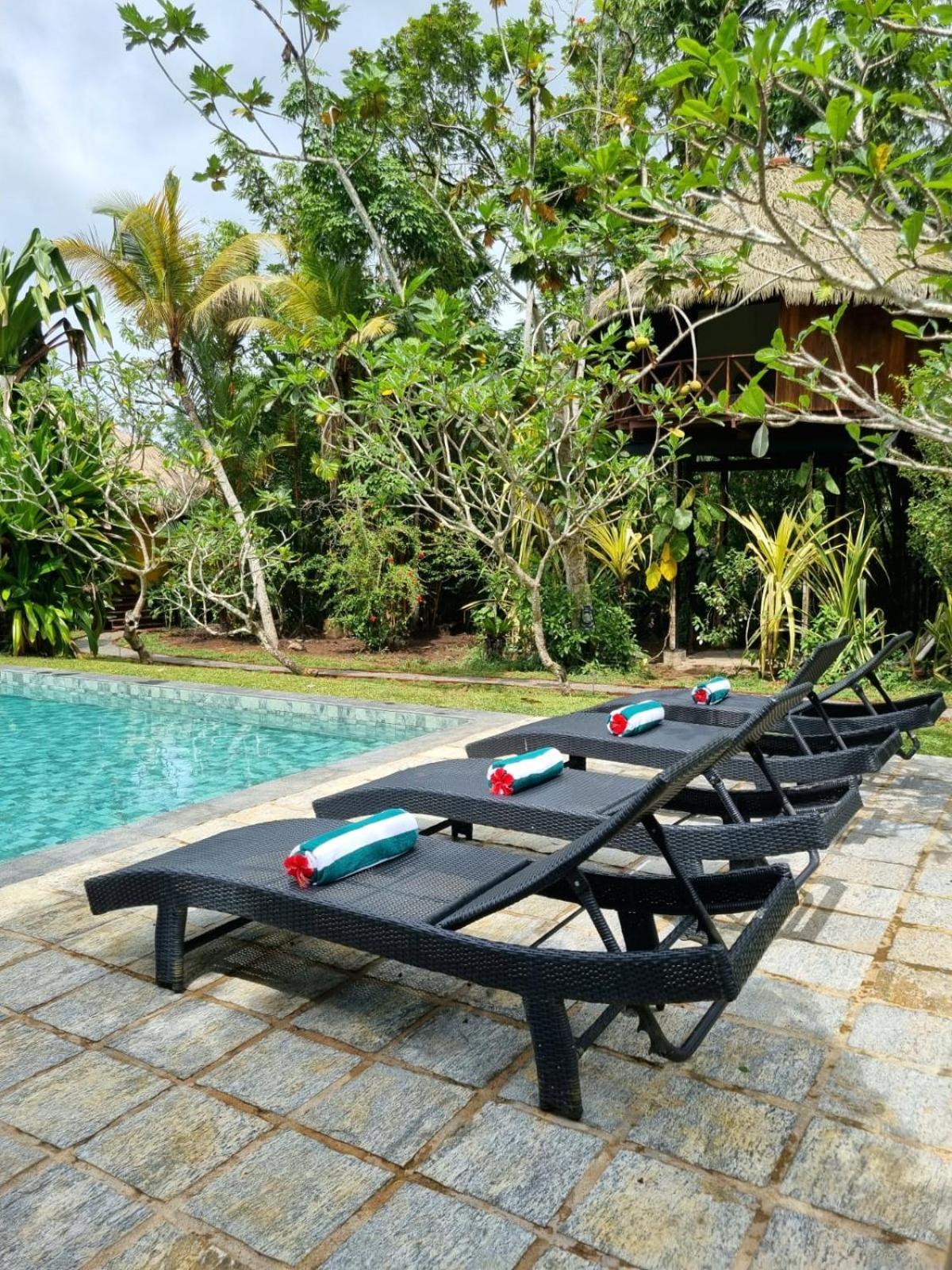 Huma Terra Lodges Хиккадува Экстерьер фото